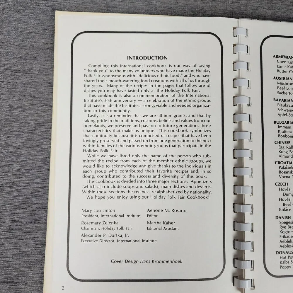 Holiday Folk Fair Cookbook Milwaukee Wisconsin Ethnic Recipes International - Picture 6 of 11
